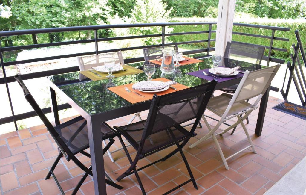 Amazing Home In Bagnoles De Lorne With 4 Bedrooms And Wifi photo 3