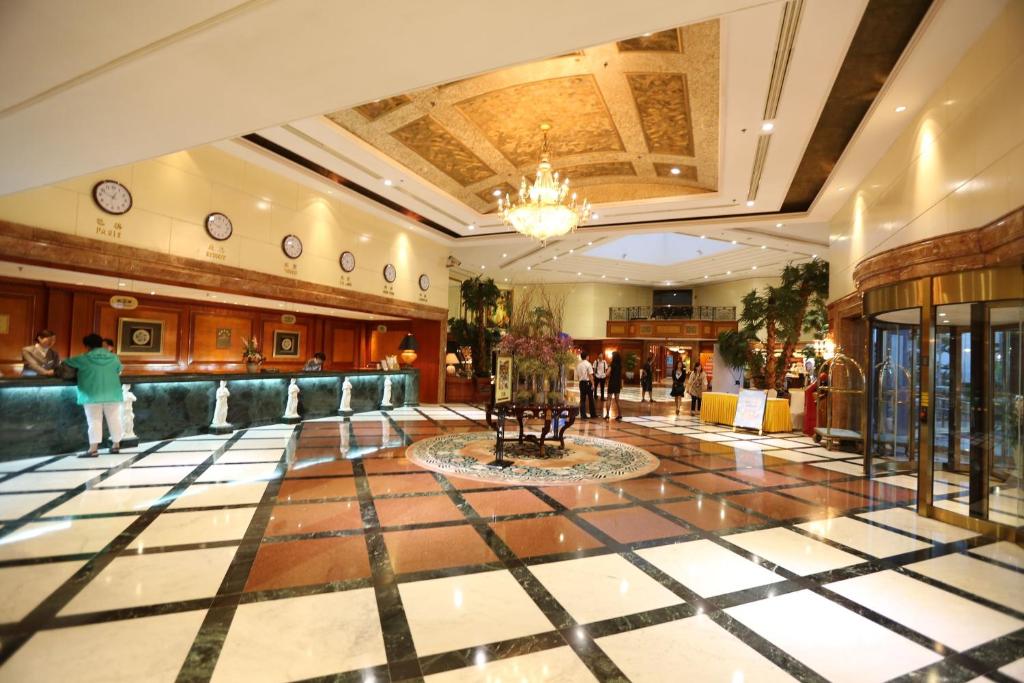 Huiquan Dynasty Hotel Qingdao photo 4