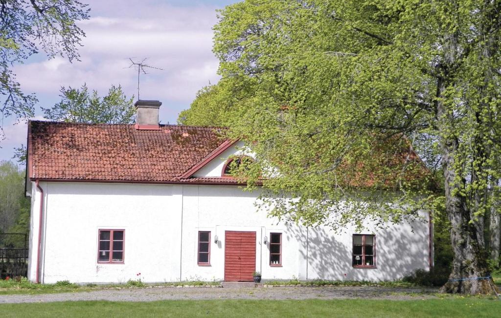 Amazing Home In Vetlanda With 4 Bedrooms photo 4