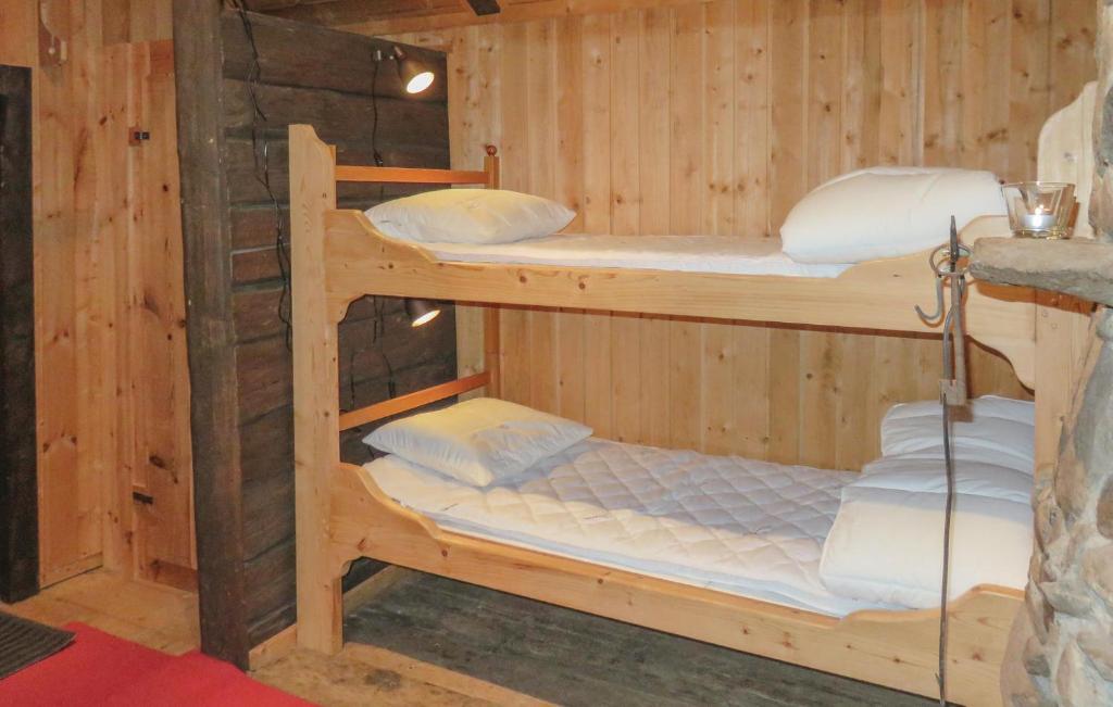 Beautiful Home In stra mtevik With 3 Bedrooms, Sauna And Wifi photo 1