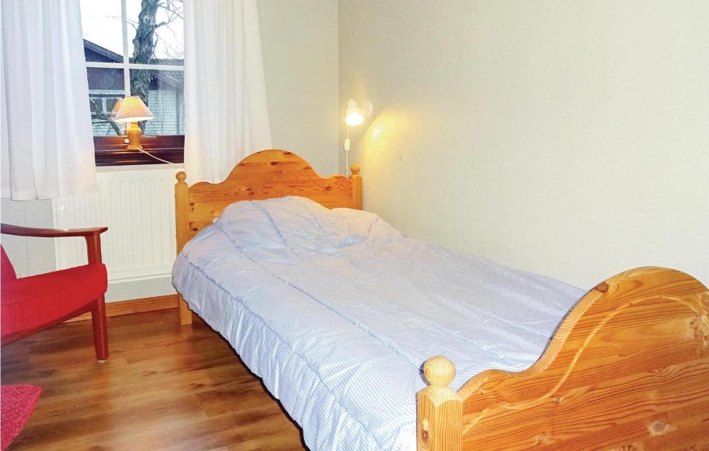 Stunning Home In Hassl With 4 Bedrooms photo 1