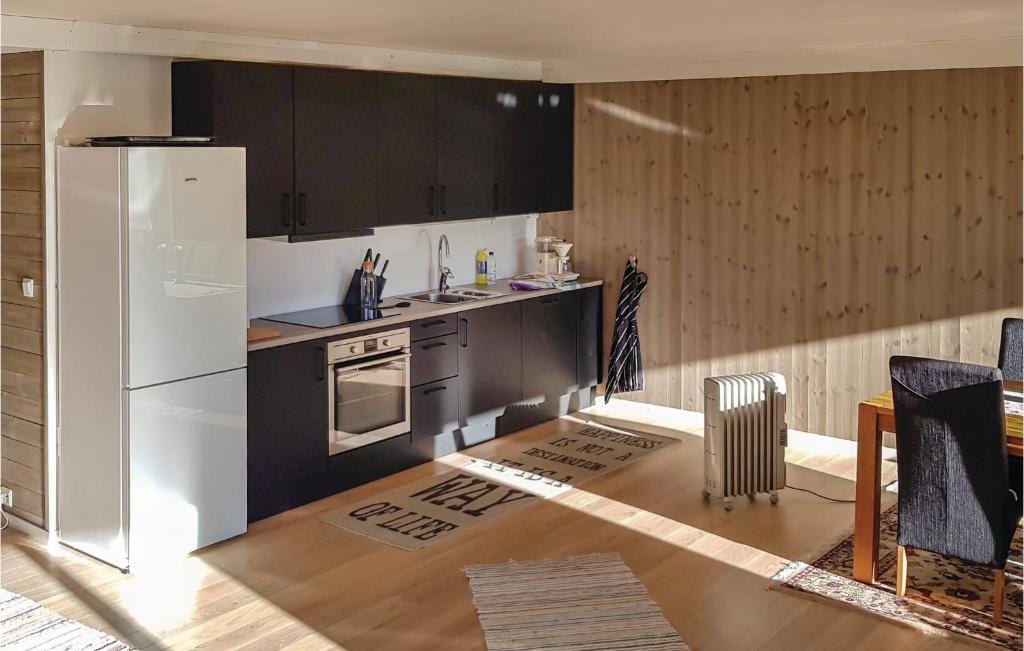 Nice Apartment In Hovden With 3 Bedrooms And Internet photo 2