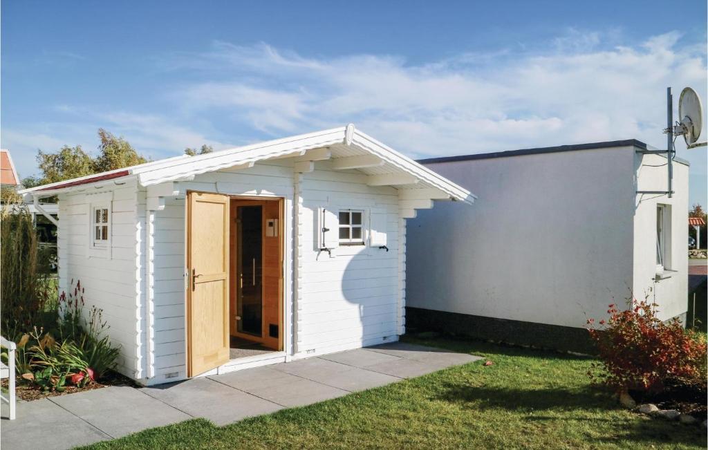 Awesome Home In Trent-vaschvitz With 3 Bedrooms, Sauna And Wifi photo 3
