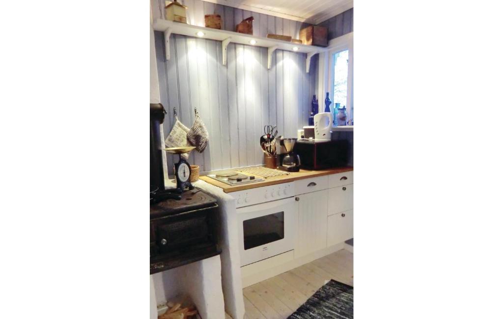 Amazing Home In Degerhamn With 2 Bedrooms And Wifi photo 1