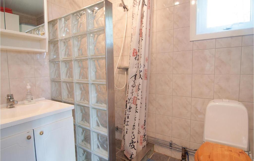 Awesome Home In Visby With 2 Bedrooms And Wifi photo 3