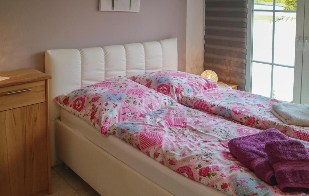 Awesome Apartment In Warnemnde With Wifi photo 3