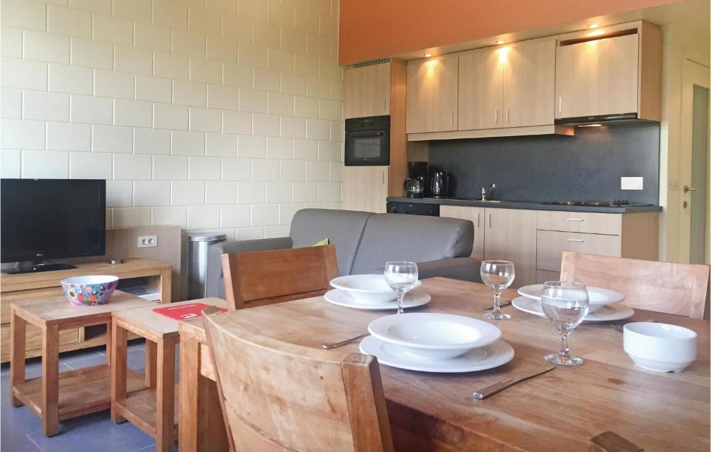 Stunning Home In Groede With 2 Bedrooms And Wifi photo 4