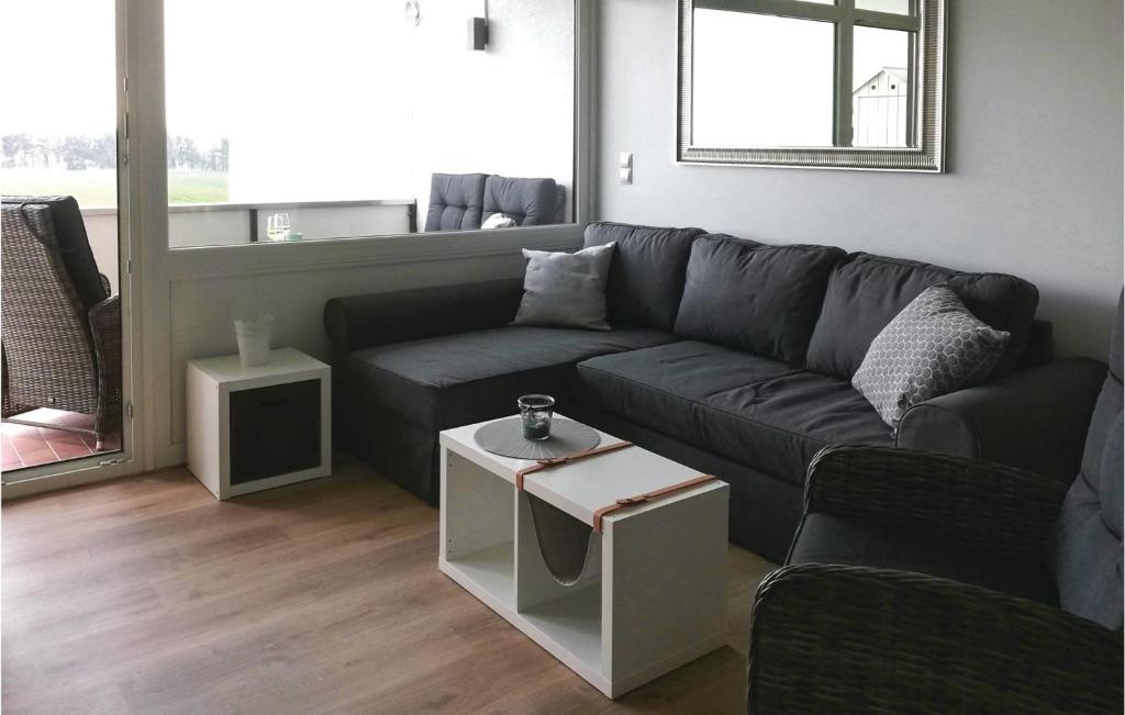 Stunning Apartment In Heringsdorf-sssau With 1 Bedrooms And Wifi photo 3