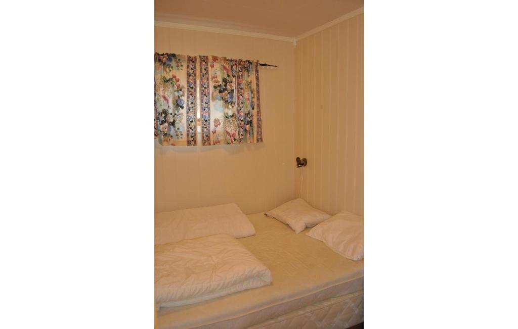 Amazing Home In Bstad With 3 Bedrooms And Wifi photo 1