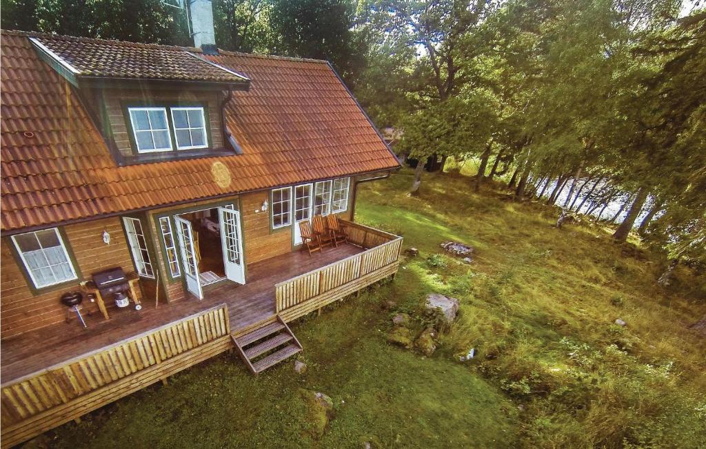 Amazing Home In Kvicksund With 3 Bedrooms And Sauna photo 2