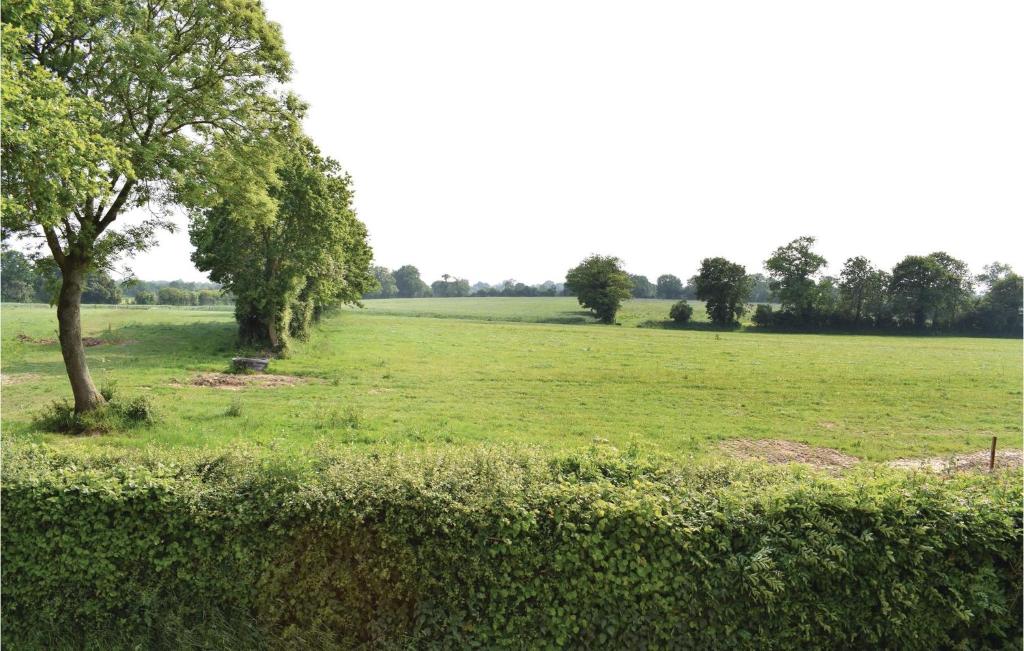 Nice Apartment In Sainteny With 1 Bedrooms And Wifi photo 4