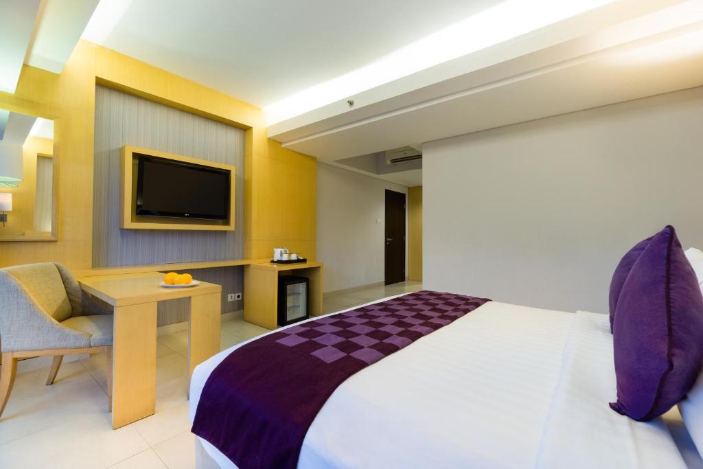 Сьюит (Семейный люкс с бесплатным мини-баром), Quest Hotel Kuta by ASTON