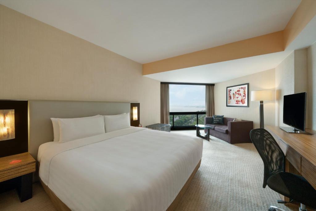 Двухместный (Двухместный номер Делюкс с 1 кроватью), Hotel Jen Manila by Shangri-La