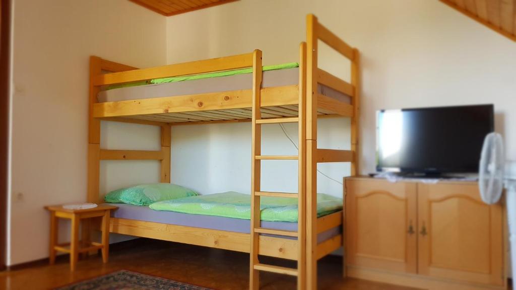 Apartma pri Boštjanu photo 2