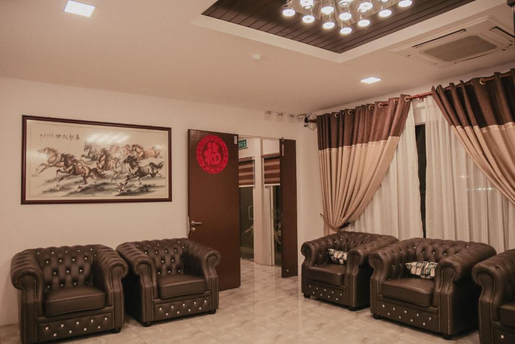 Phoenix Hotel photo 4