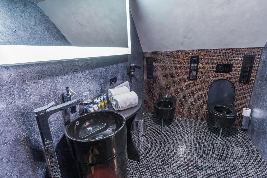 Двухместный (Двухместный номер Делюкс с 1 кроватью и душем), Royal Square Hotel & Suites