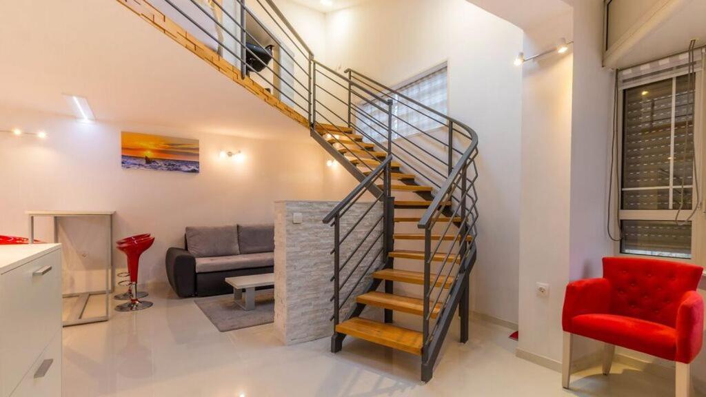 Apartmani Lana 1