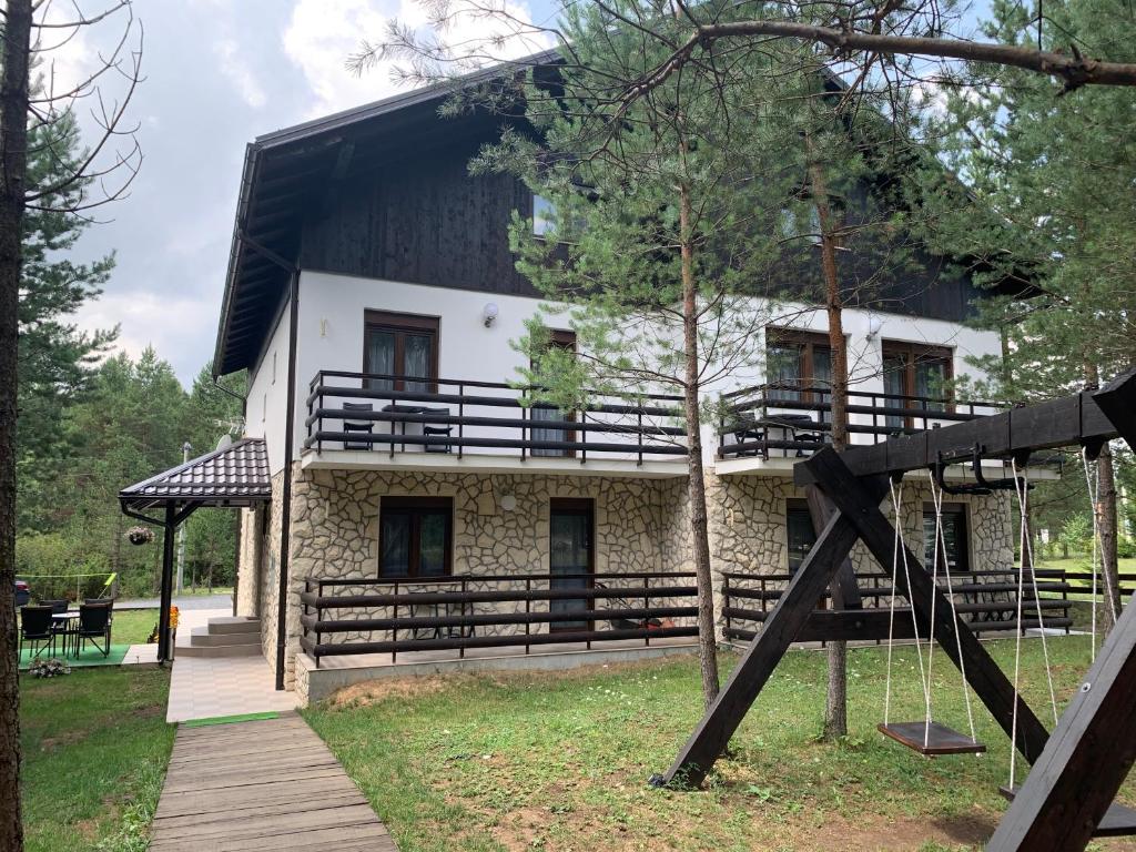 Apartmani Zeder Plitvička jezera photo 2