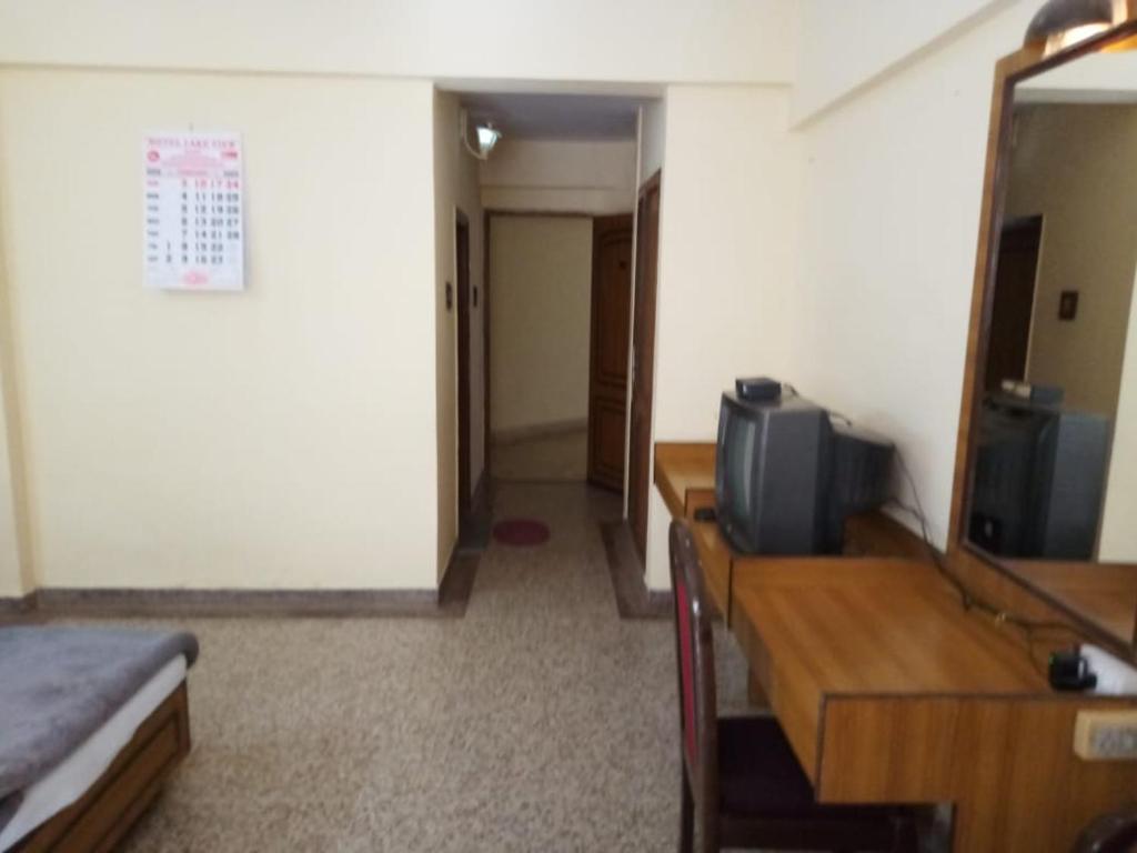 Hotel Lakeview photo 2