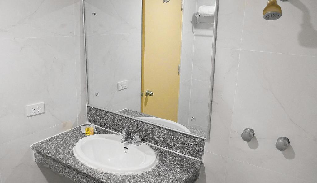 Двухместный (Двухместный номер с 2 отдельными кроватями), Отель Trang Hotel Bangkok