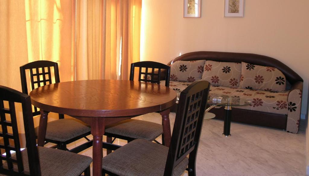 Апартаменты (Апартаменты с 1 спальней и балконом), Thomas Palace Apartments