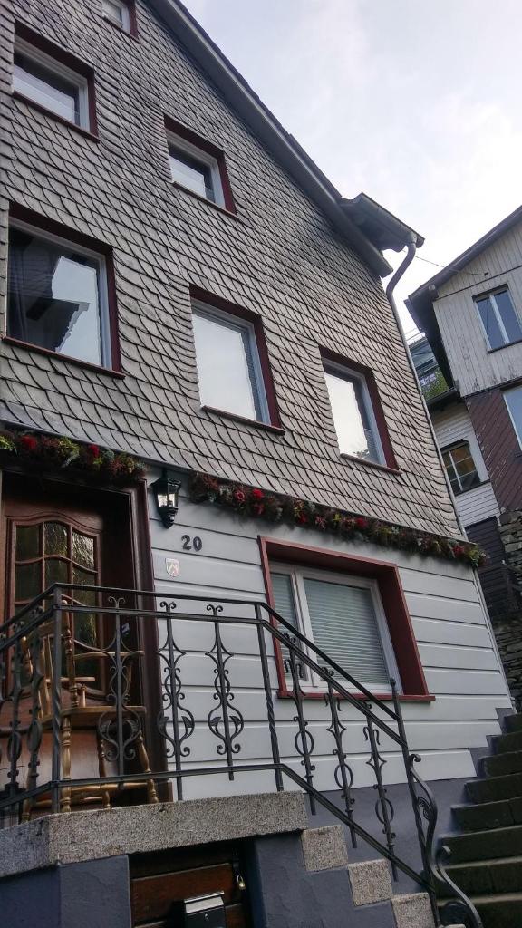 HIER & JETZT in Monschau City photo 2