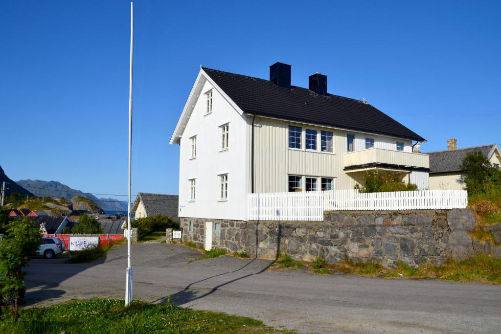 The Manor House in Hamnøy photo 2