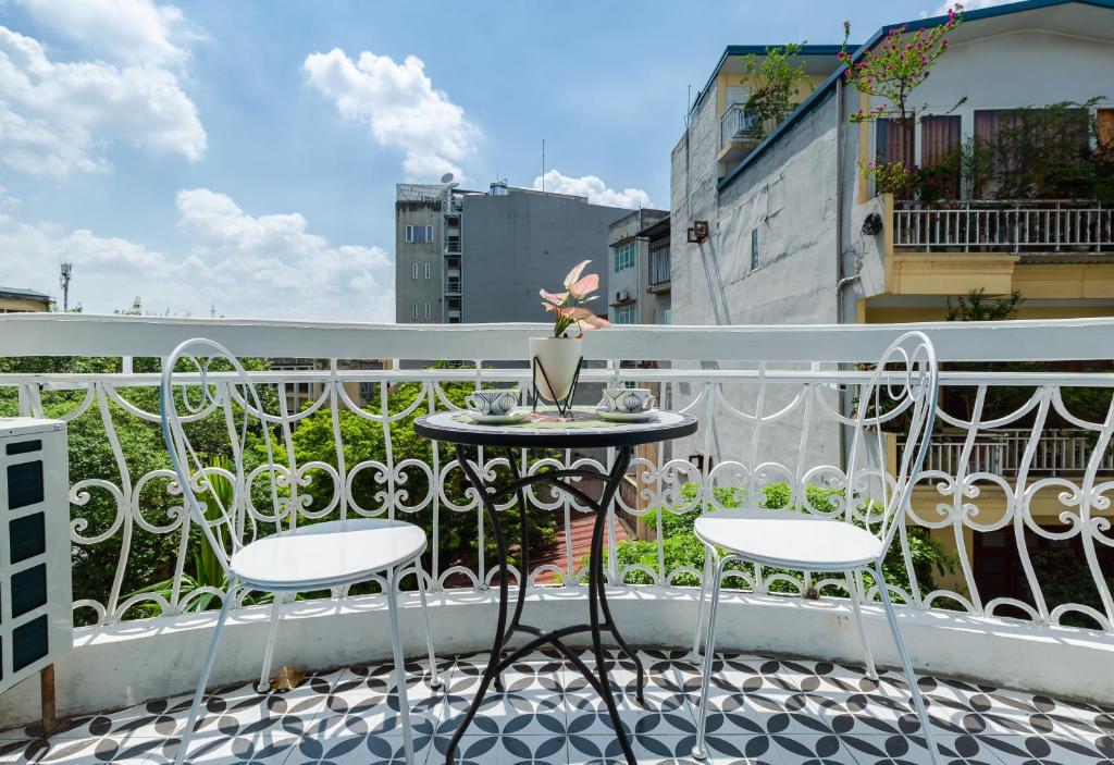 Двухместный (Двухместный номер Делюкс с 1 кроватью и балконом), The Poppy Villa & Hotel