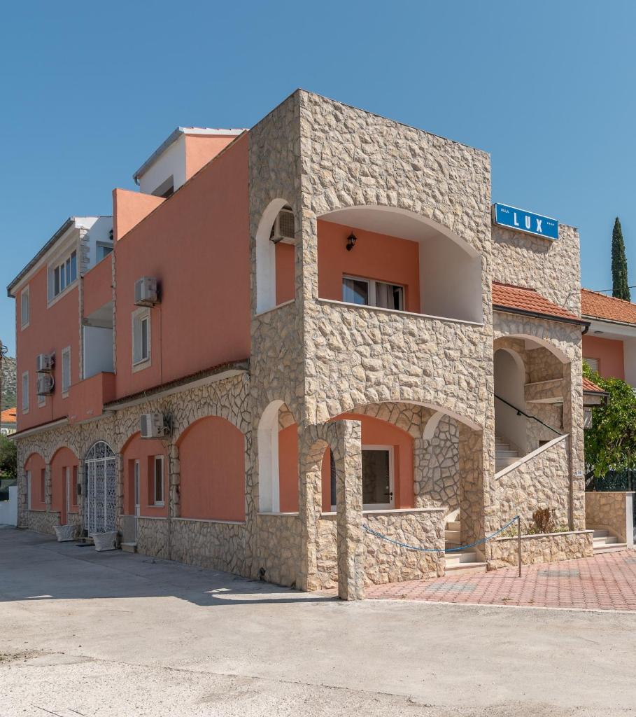 Villa Lux photo 1