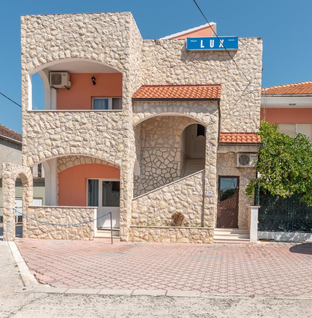 Villa Lux photo 3