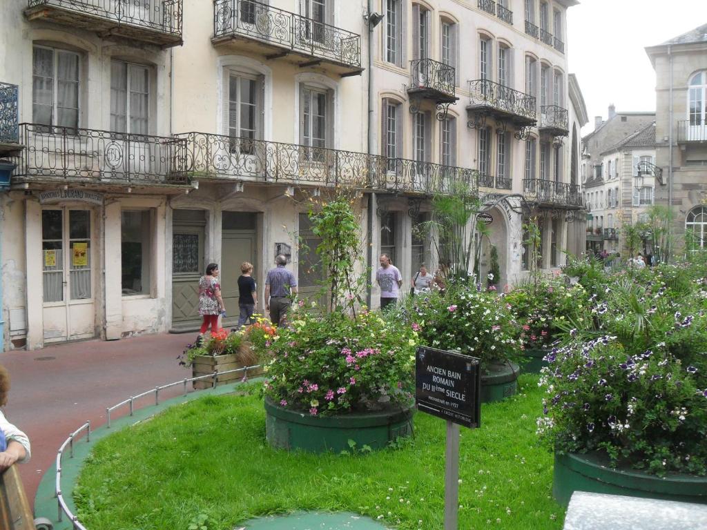Appartements -2 Rue des Sybilles-La Plombinoise photo 1