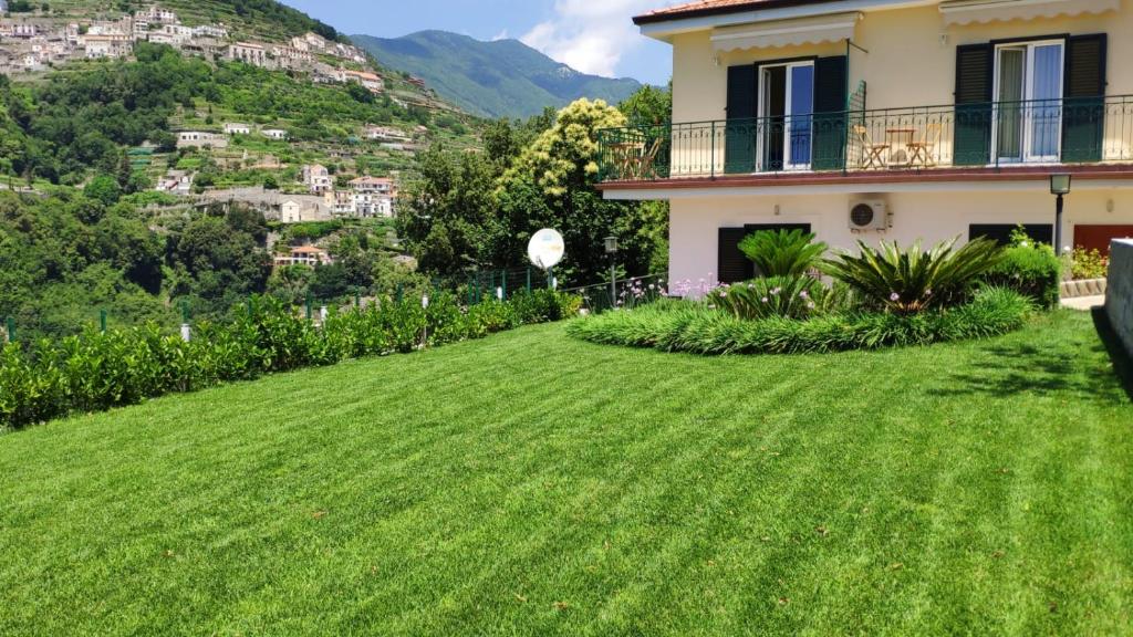Chez Lia - Private garden and tub, sea view close to Villa Eva and Cimbrone, Ravello photo 4