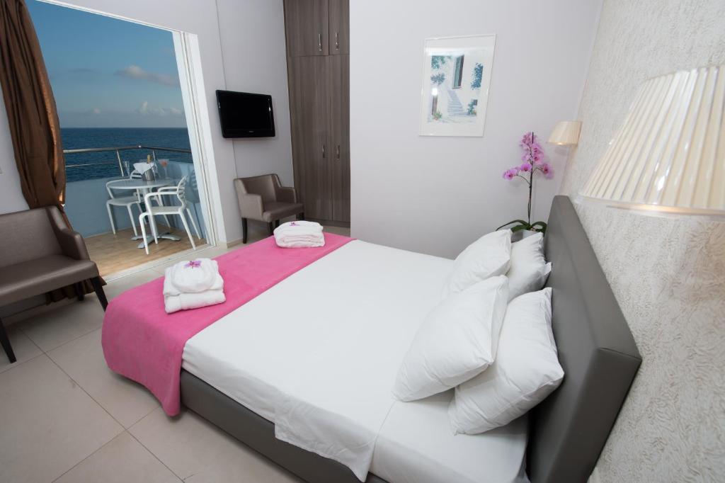 Astron Hotel photo 3