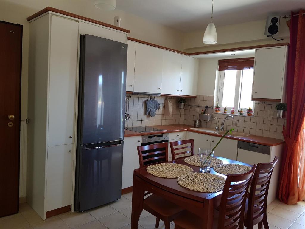 'Seaside Paradise' Elegant Apartment in Nea Makri photo 3