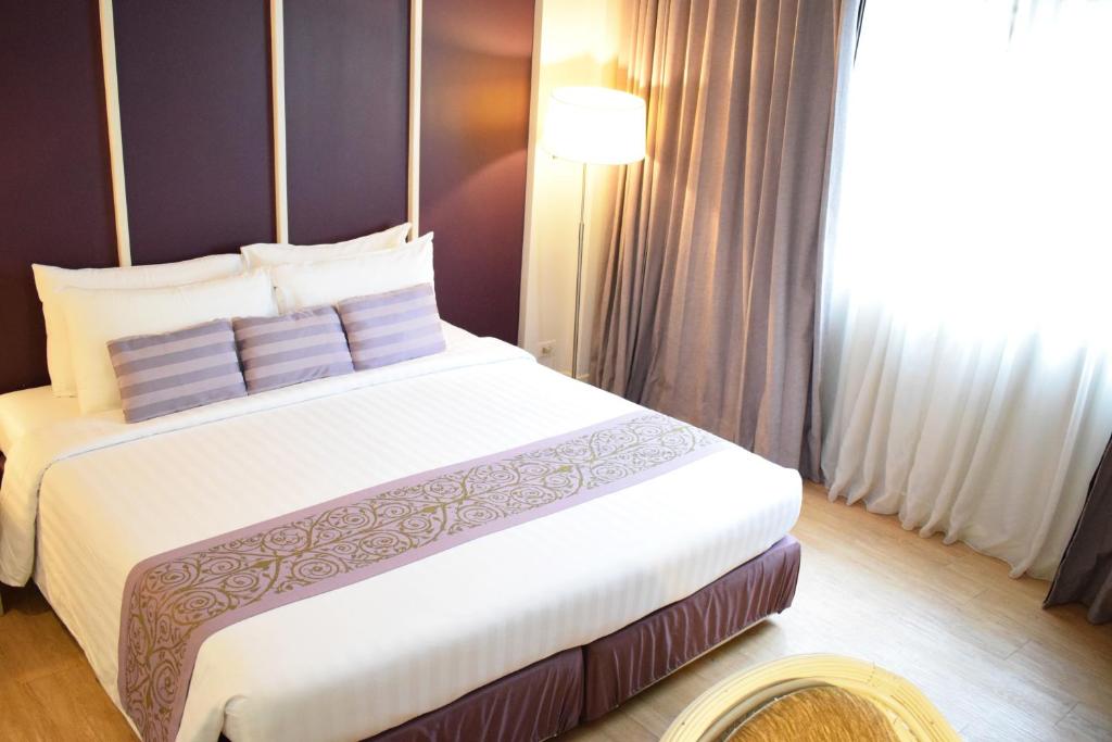 Сьюит (Люкс), Отель Trang Hotel Bangkok