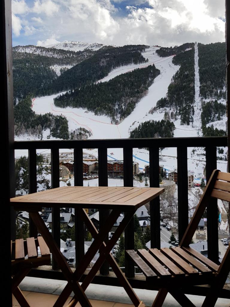 {
  "en-gb": "Soldeu Paradis Tarter Alt"
}