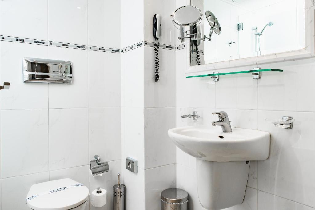 Двухместный (Номер эконом-класса с видом на город), Emmantina Hotel