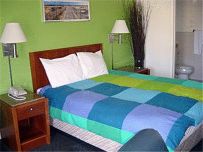 Sequoia Inn image