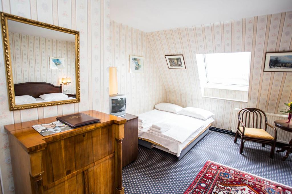 Четырехместный (Четырехместный номер), Hotel Atlanta