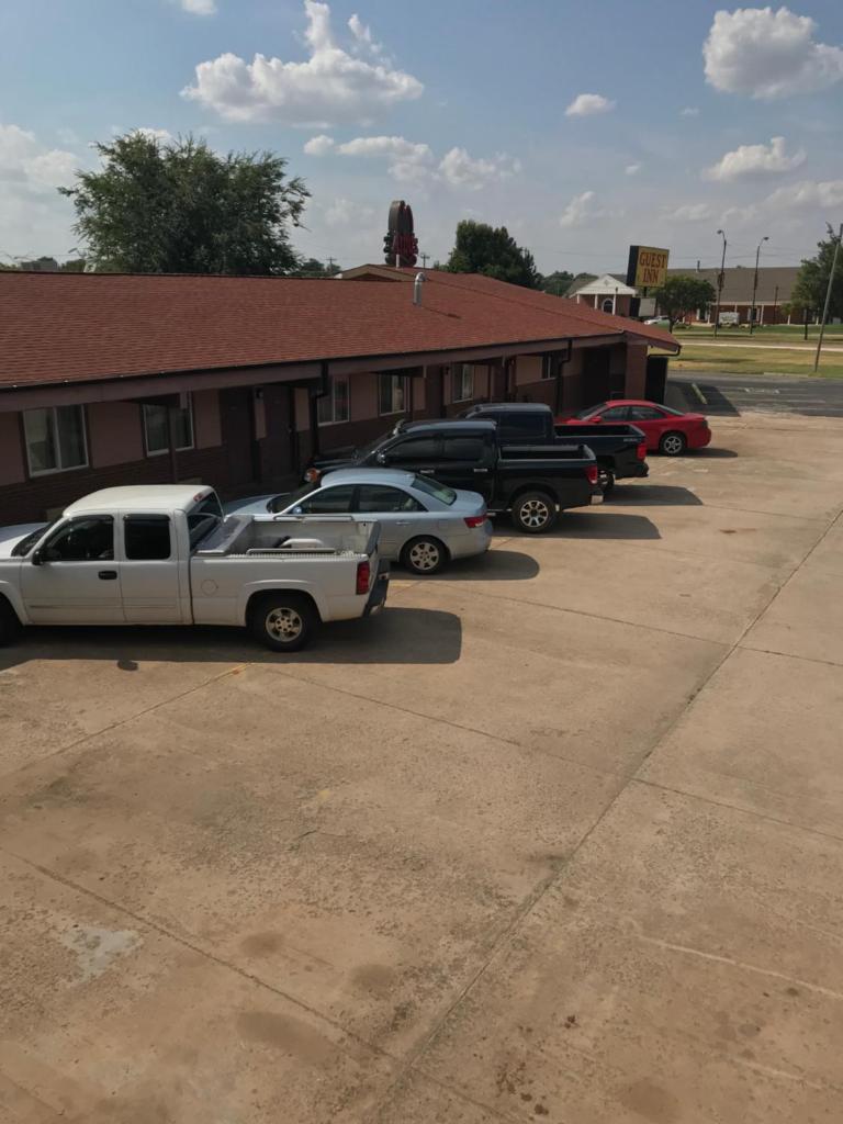 Guest Inn photo 2