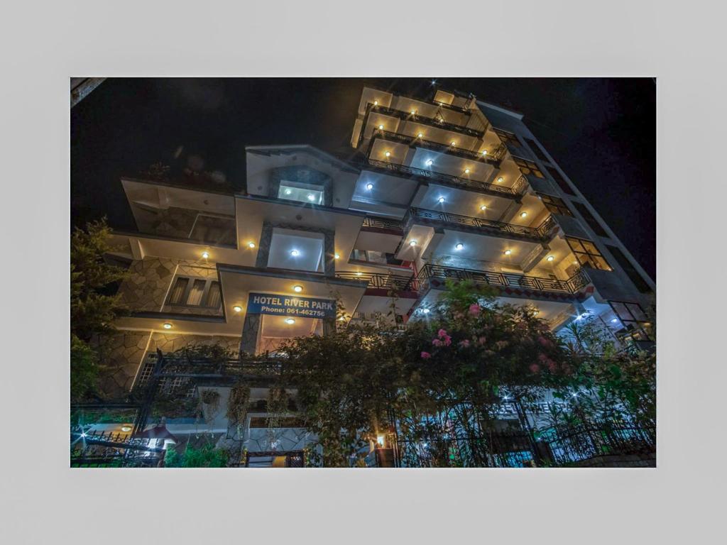 Hotel River Park photo 1