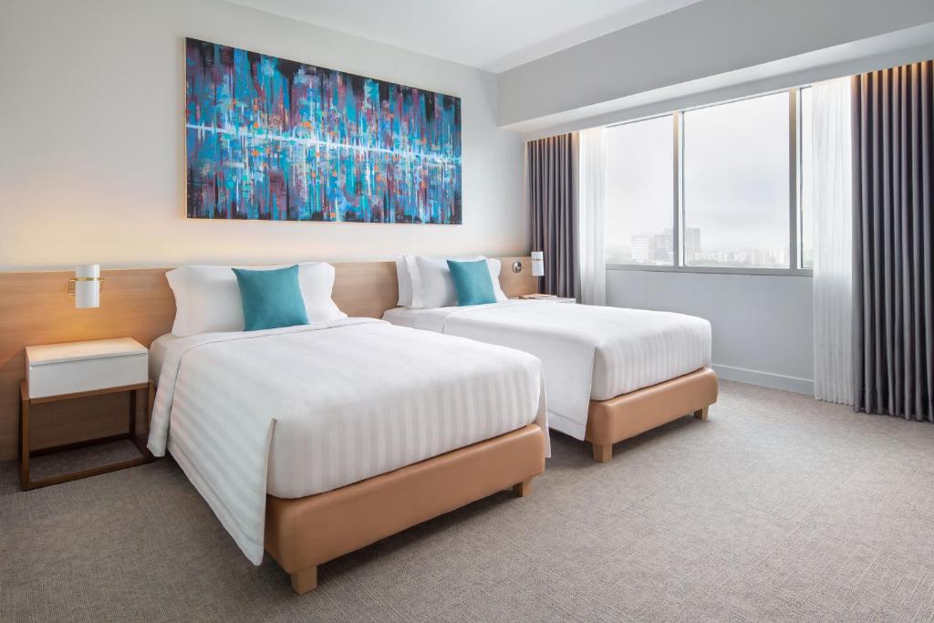 Brittany Hotel BGC Room Type - Deluxe Twin Room