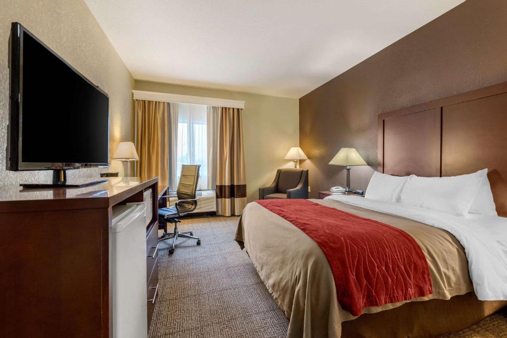 Comfort Inn Warren I-69 photo 1