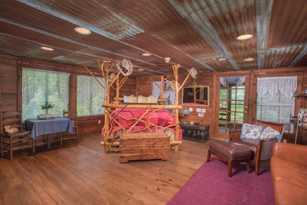 7F Lodge image