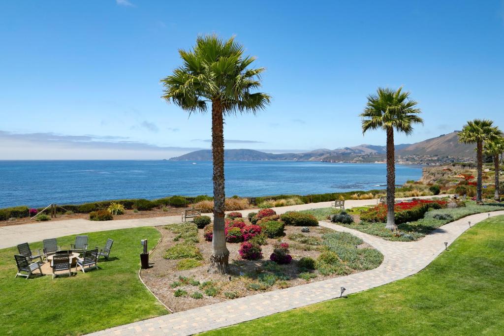 Spyglass Inn photo 4