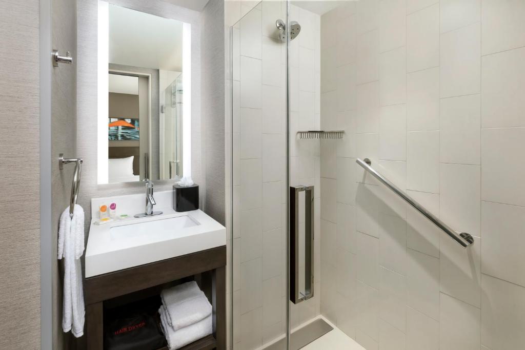 Двухместный (Номер с кроватью размера «king-size»), Hyatt Place New York City/Times Square