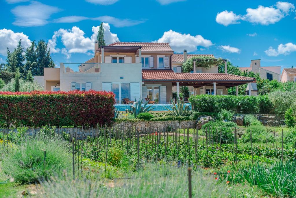 Villa Gumonca photo 2
