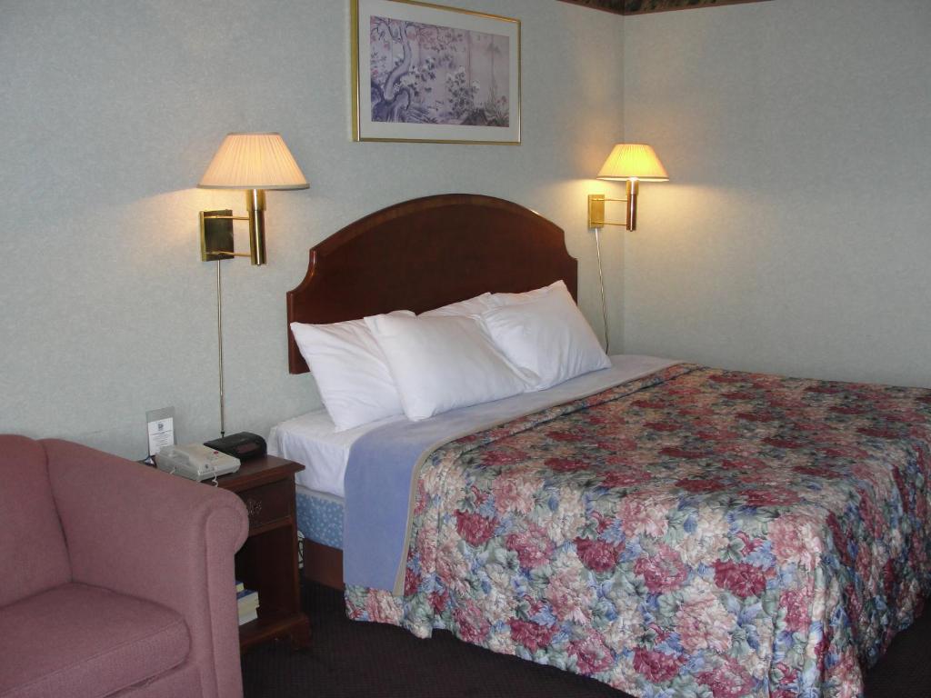 Budget Inn photo 2