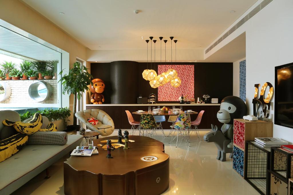 Сьюит (Суперлюкс с бассейном), Hotel Éclat Beijing