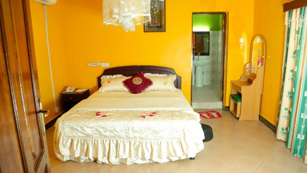 Mbeya Hotel - Tap to explore photos